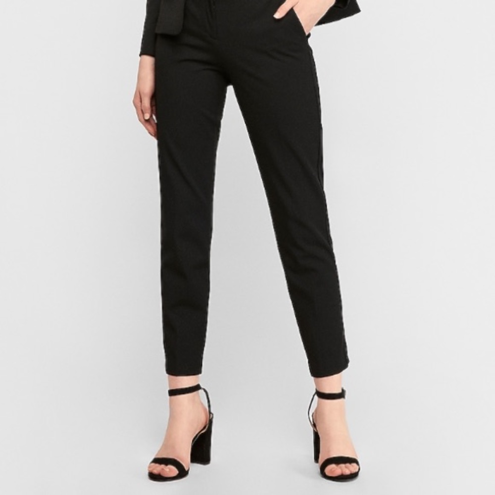 NEVER WORN NWT Express columnist ankle pants